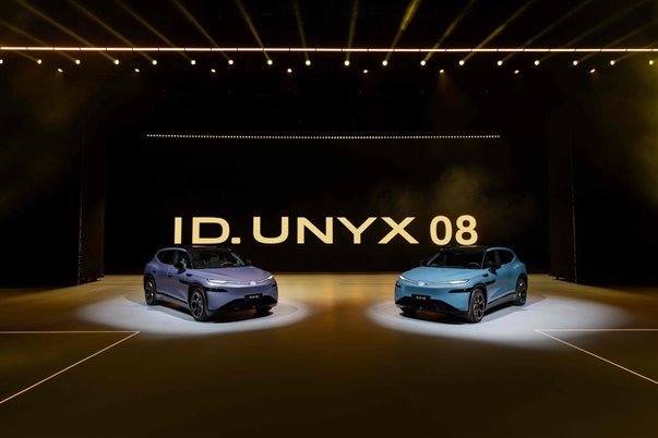 2、与众08是大众首款全时互联全尺寸纯电SUV