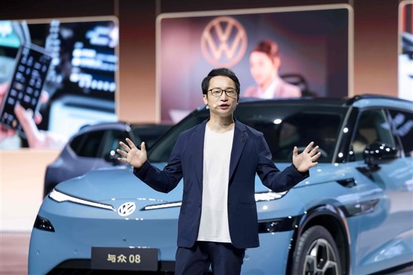 4、大众汽车（安徽）数字化销售服务有限公司首席运营官刘展术