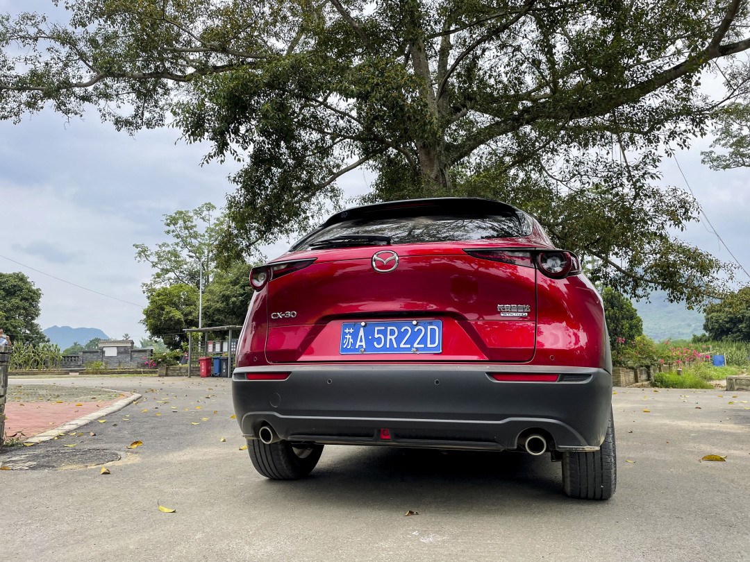 试驾"小红椒"马自达cx-30,那必是科技加狠活!_买车网